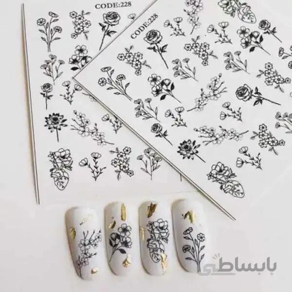 لنز ناخن طرح گل سیاه قلم و آبرنگی