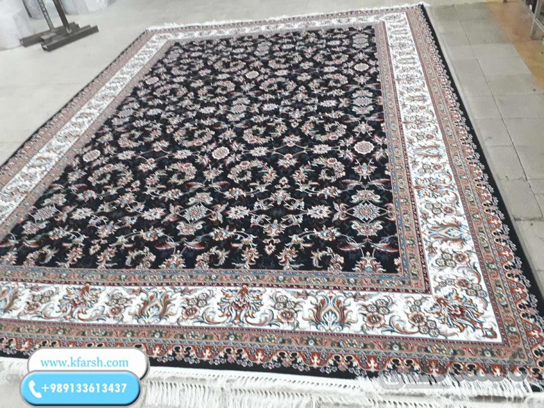 فرش ۷۰۰ شانه طرح افشان تبریز