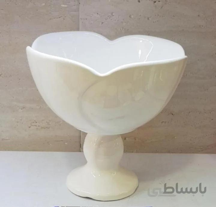 کاسه آجیل خوری پایه دار مدل امیلیا کد۱۳۲۲۳۲۲۳۳۷۷