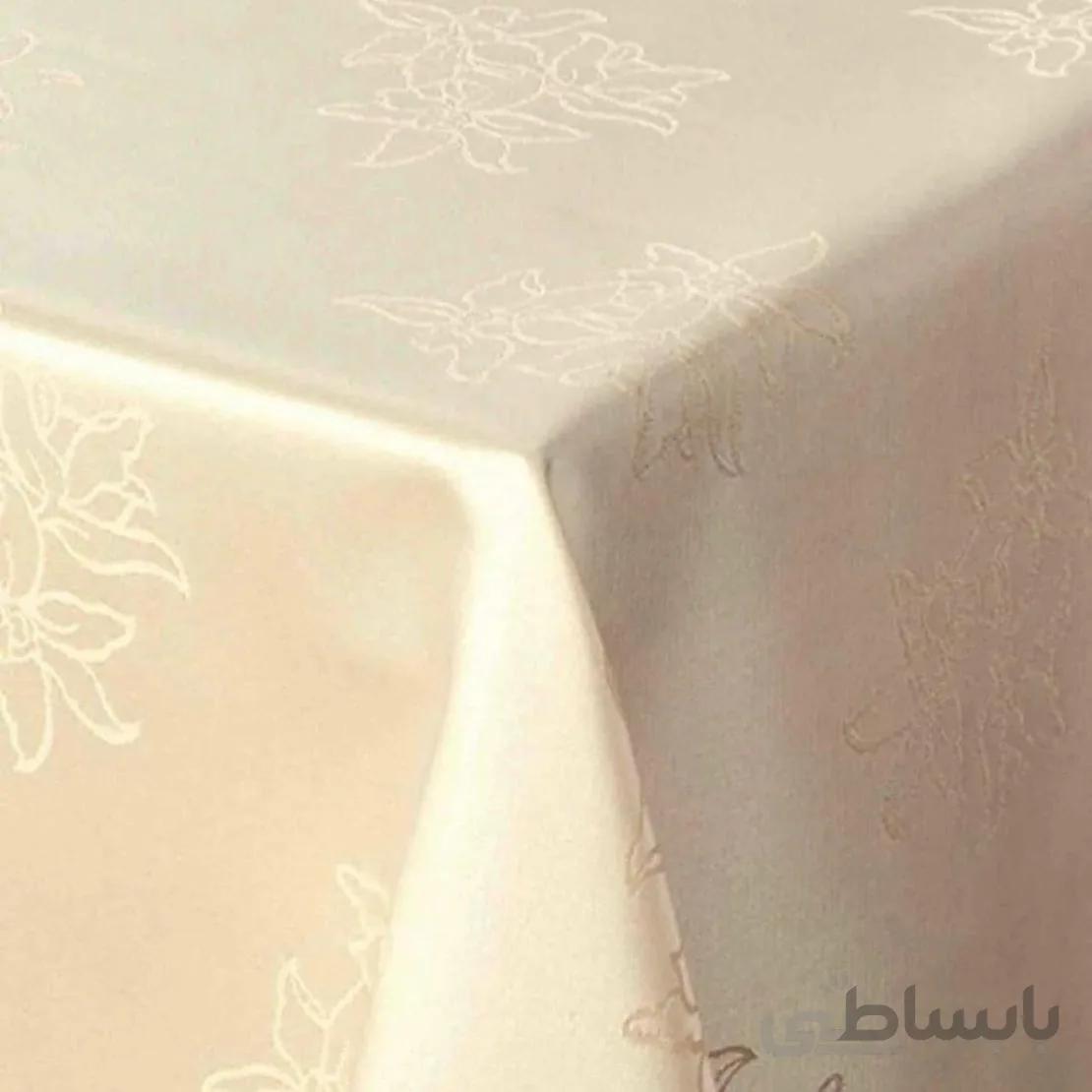 رومیزی ژاگارد ساتن رزین تاژ 12 نفره مستطیل 320*150 ارکیده کرم