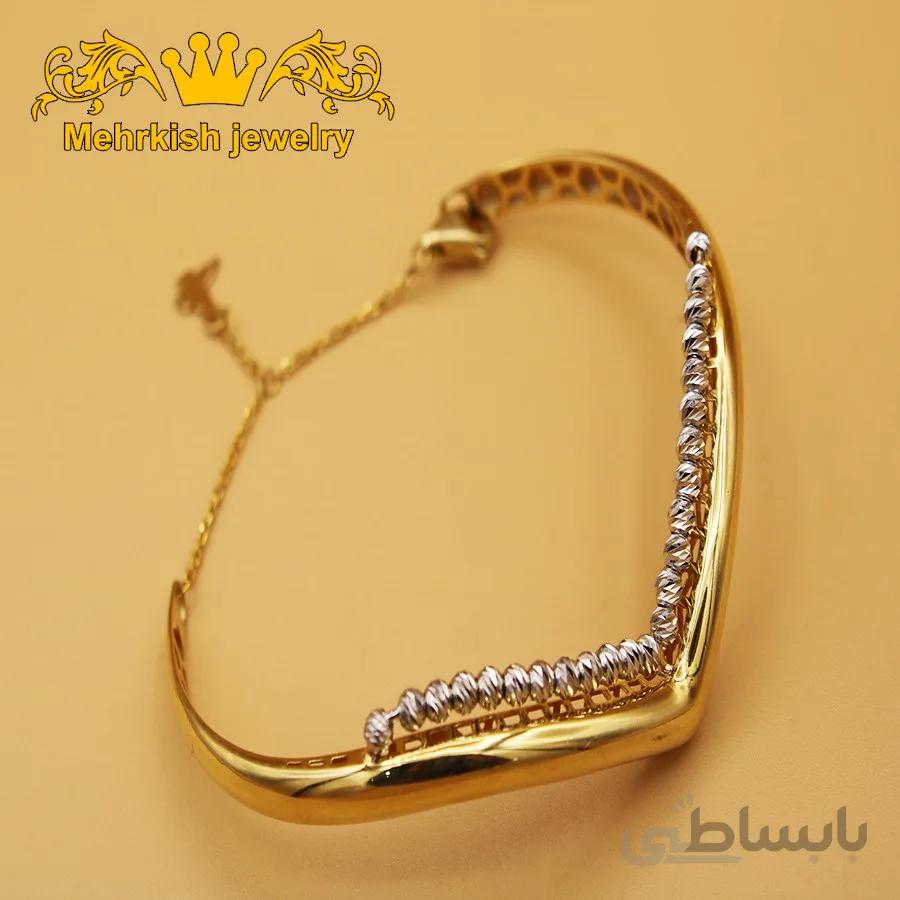 دستبند طرح V