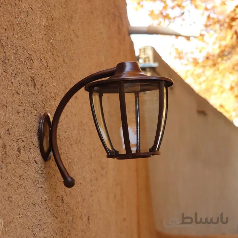 چراغ حیاطی و پارکی دیواری فلزی مدل OL25-D – مسی رنگ