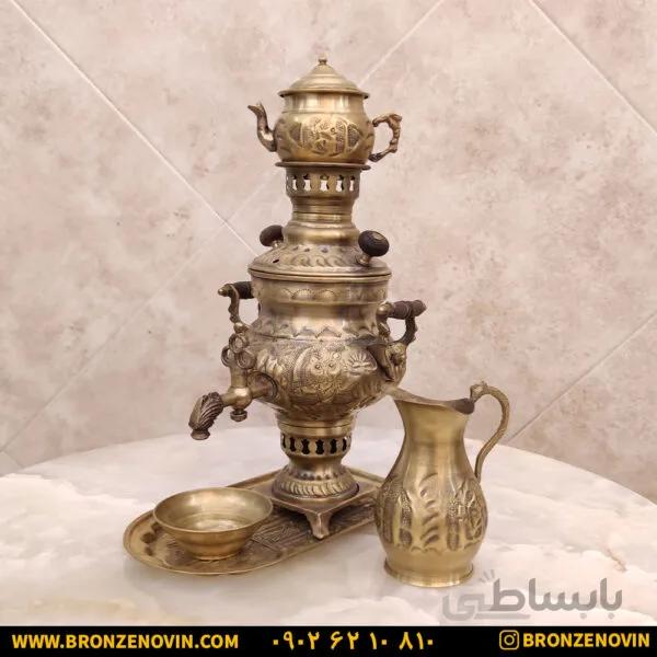سماور برنجی زغالی ۱ لیتری شیر و خورشید با سرویس کد ۴۲۷