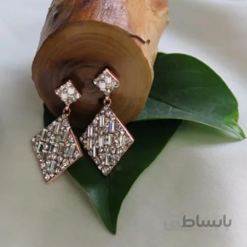 گوشواره لوزی نگین باگت