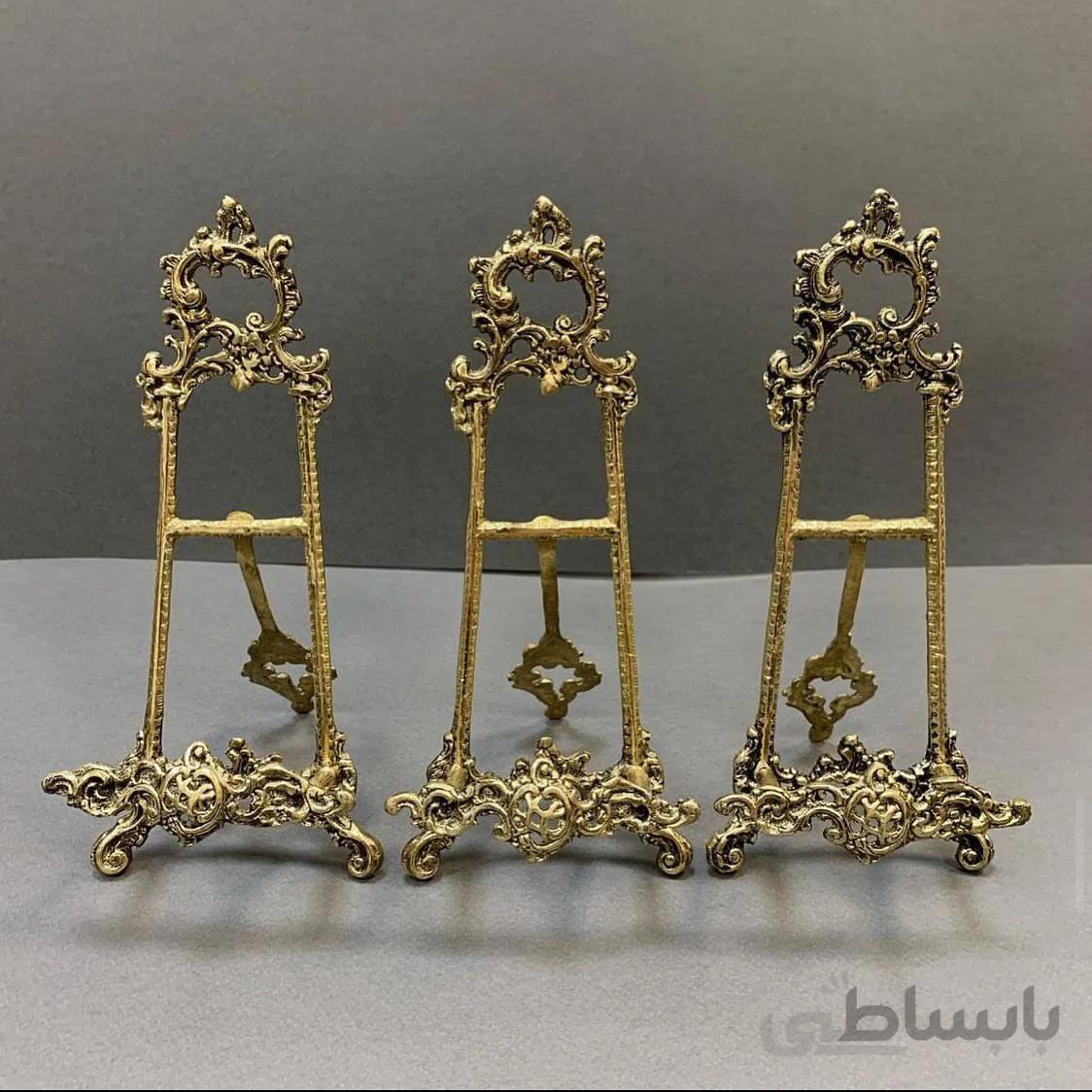 هر عدد استند رومیزی برنجی مناسب برای بشقاب و نعلکبی قطر ۱۳ تا ۲۳ سانت