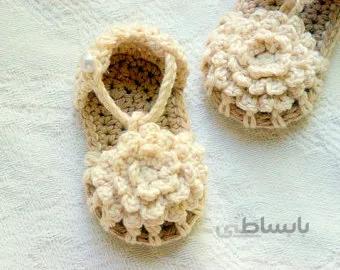 پاپوش بافتنی نوزادی مدل گل برجسته 012