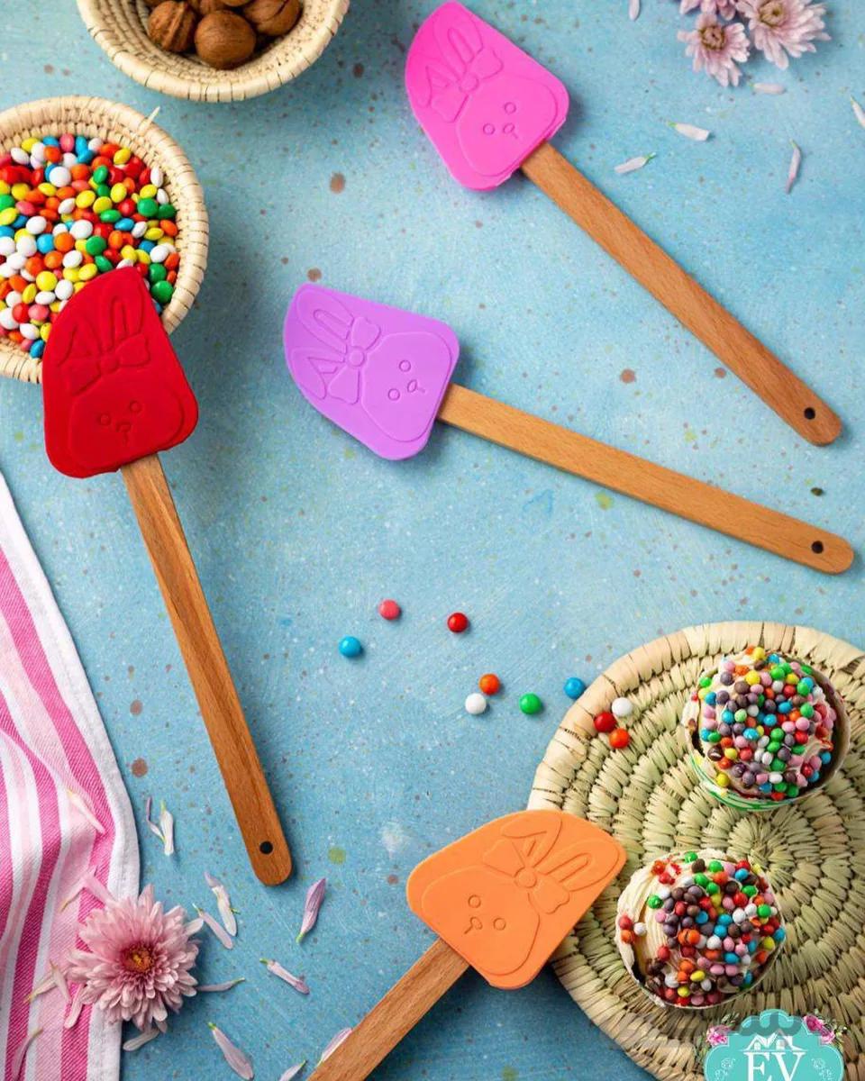 لیستک سیلیکونی دسته چوبی خرگوش استایل