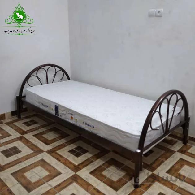 تخت خواب یک نفره مدل طاووسی