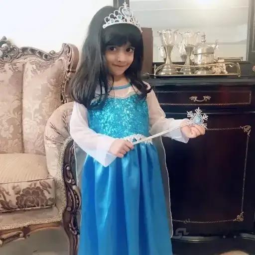 لباس السا ( فروزن ) همراه تل و تاج