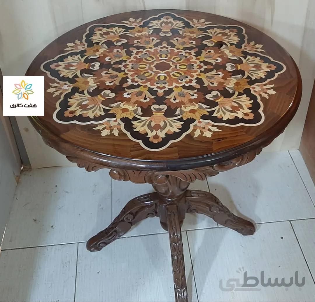 میز غذاخوری معرق منبت چوب طرح گل قطر ۸۵ کد ۱۰۱۳۷۵