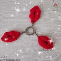 عروسک بافتنی آویز لب ( کد 90030 )