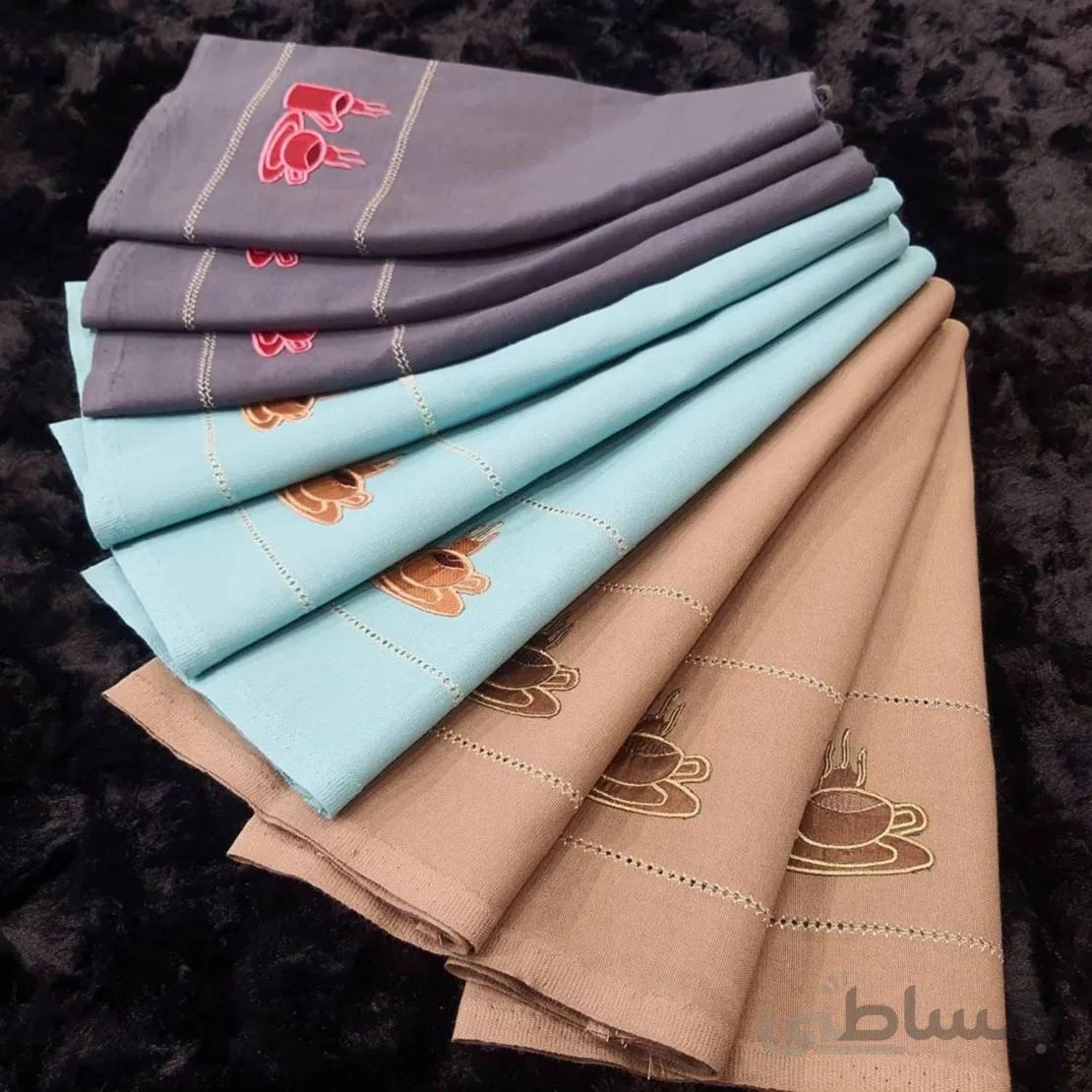 دستمال آشپزخانه تکه دوزی شده رزین تاژ 60*90 خردلی کتان