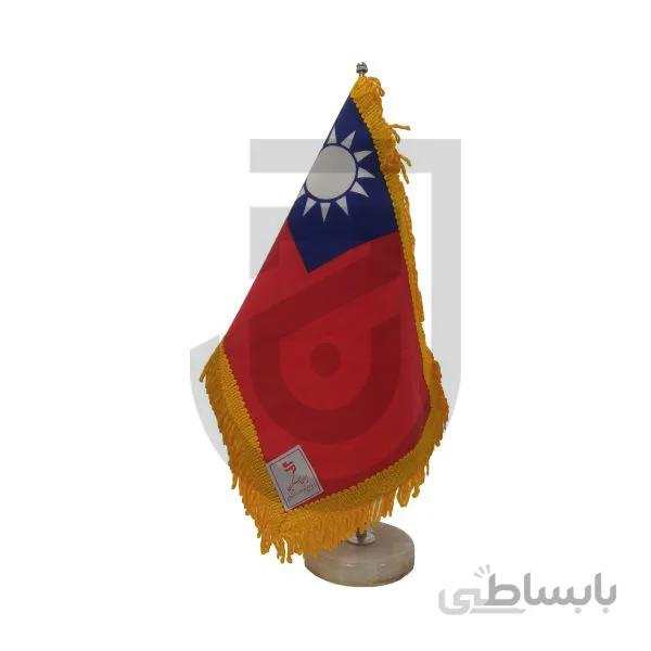 پرچم تایوان دور ریشه