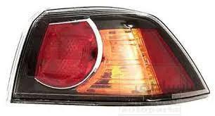 چراغ کامل عقب راست خارجی اصلی میتسوبیشی ( Genuine parts ) - لنسر