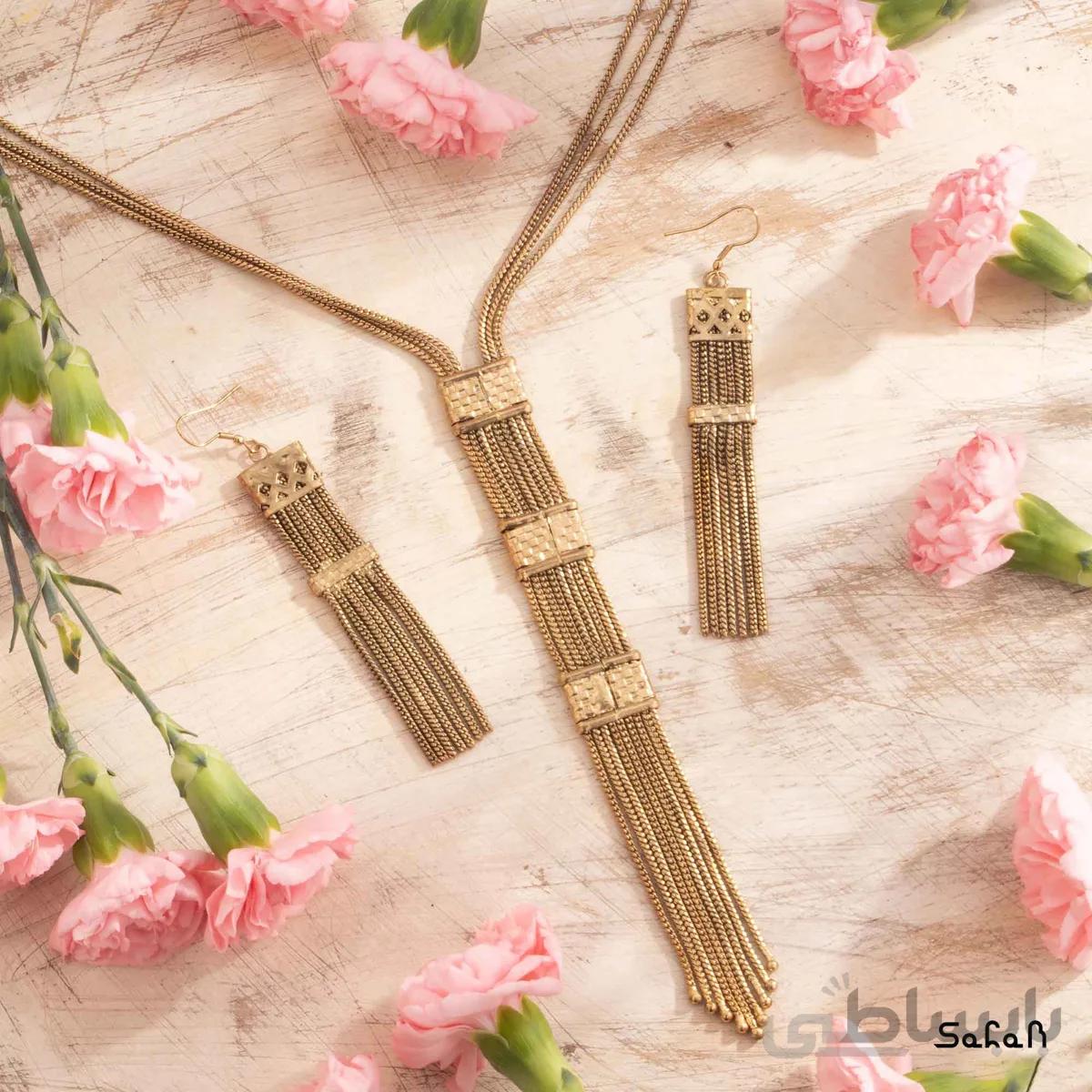 ست گردنبند و گوشواره برنجی گالیان