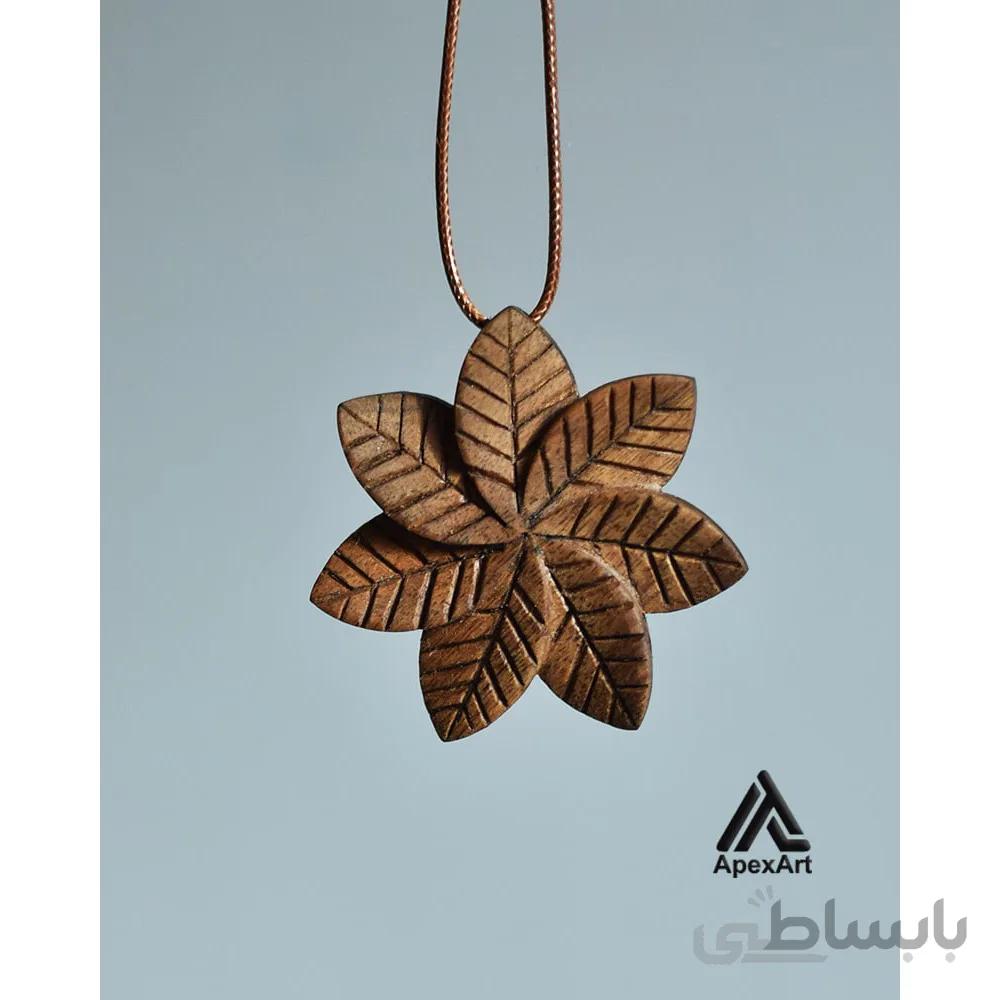 گردنبند چوبی طرح گل