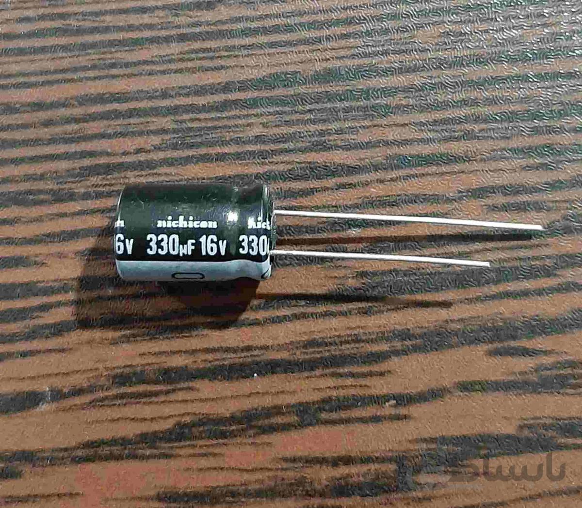 nichicon 16V 330uF – خازن الکترولیت، ۱۶ ولت، ۳۳۰ میکروفاراد ا nichicon