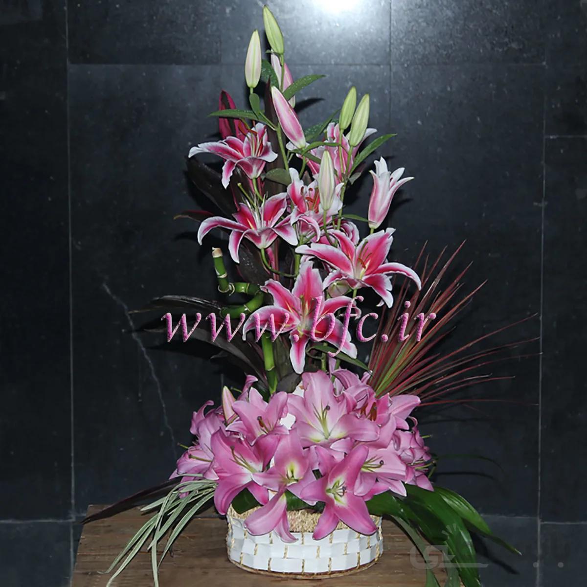 سبد گل کد 1079994