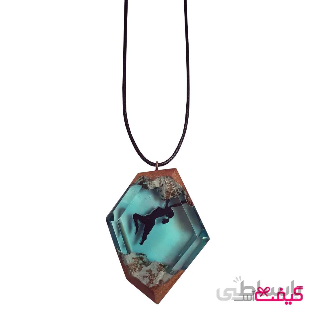 آویز چوب و رزین سنگ و صخره نوردی