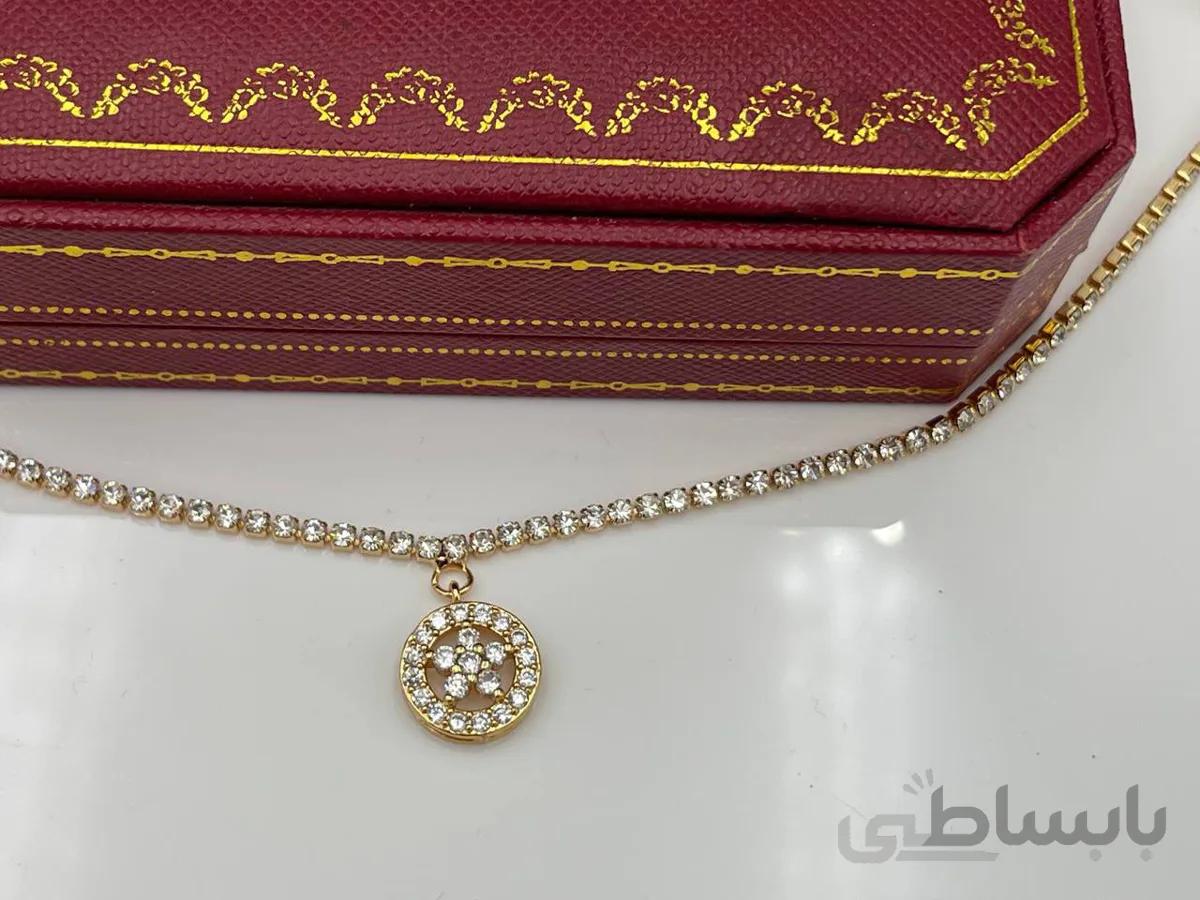 پابند فول نگین با آویز گرد طرح گل