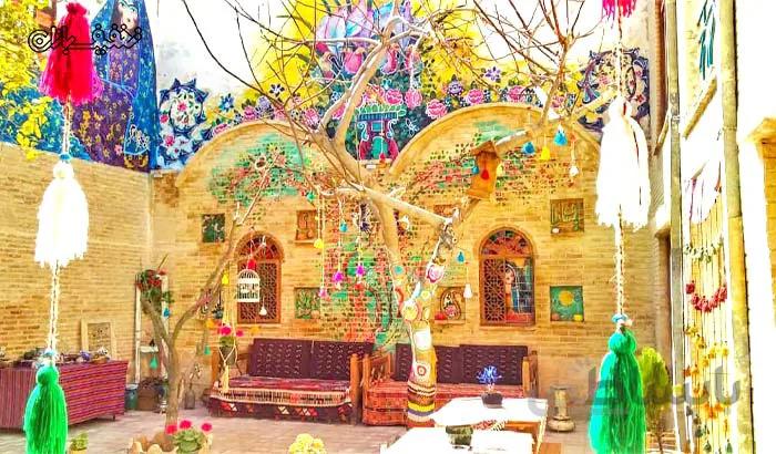 سینی صبحانه انگلیسی و ایرانی در اقامتگاه بوم گردی ماه سلطان تا ۱۵% تخفیف