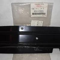 تقويتي گلگير عقب چپ پايين اصلی میتسوبیشی ( Genuine parts ) - لنسر 1800