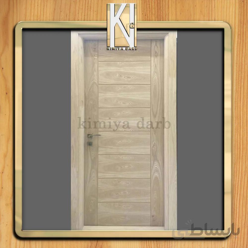 درب چوبی لوکس مدل راراست راپود طرح سی ان سی کد 306