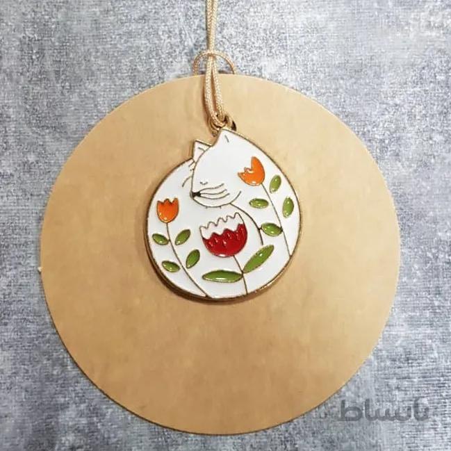 تگ و آویز گربه