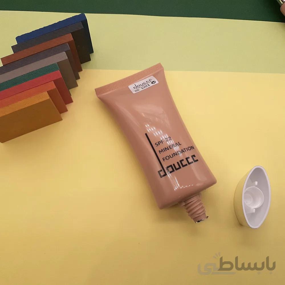 کرم پودر مرطوب کننده تیوپی دوسه Doucce