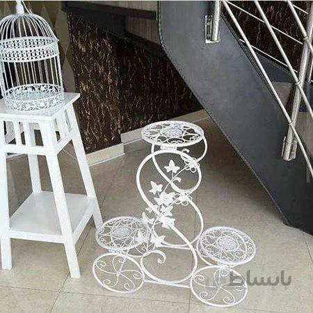 استند و قفس فلزی سفید