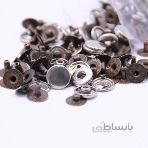 دکمه بزرگسال پرسی نقره ای