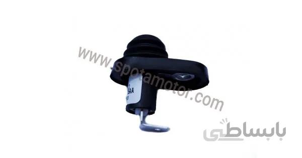 کلید لای در 405 برند کروز