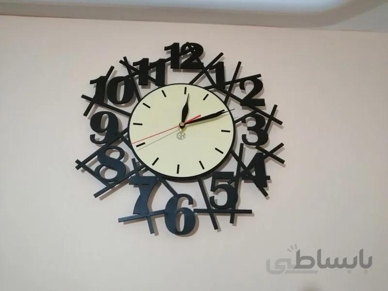 ساعت دیواری سال