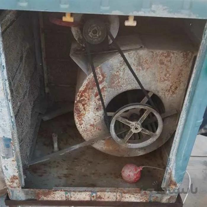 عایق رطوبتی کلیه سطوح فلزی و کف کولر آبی و منابع آب فلزی 2 کیلو بعلاوه هدیه 2 متر توری فایبر (راهنمایی و مشاوره تلفنی رایگان ) ا عایق رطوبتی سطوح فلزی و کف کولر آبی و منابع آب فلزی 2 کیلو بعلاوه هدیه 2 متر توری فایبر (راهنمایی و مشاوره تلفنی رایگان )
