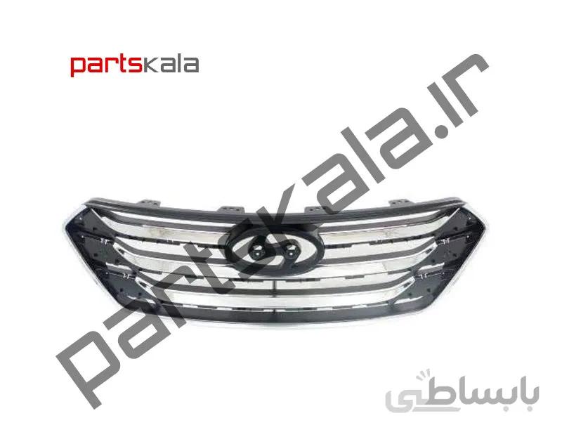 جلو پنجره سانتافه‌ DM