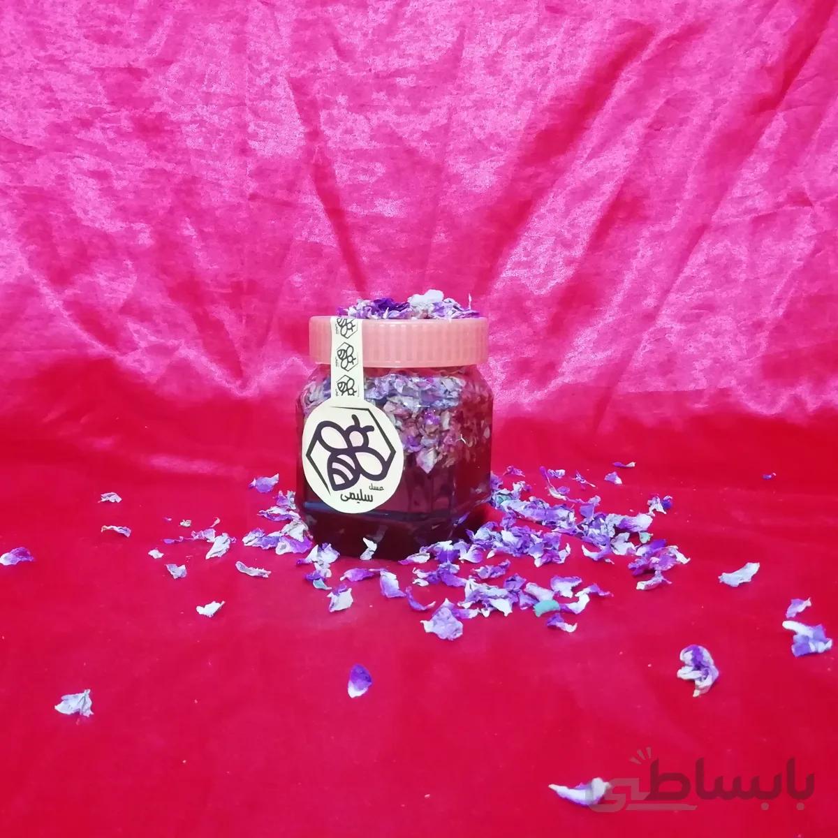عسل شهد طبیعی نیم کیلویی به همراه گل سرخ