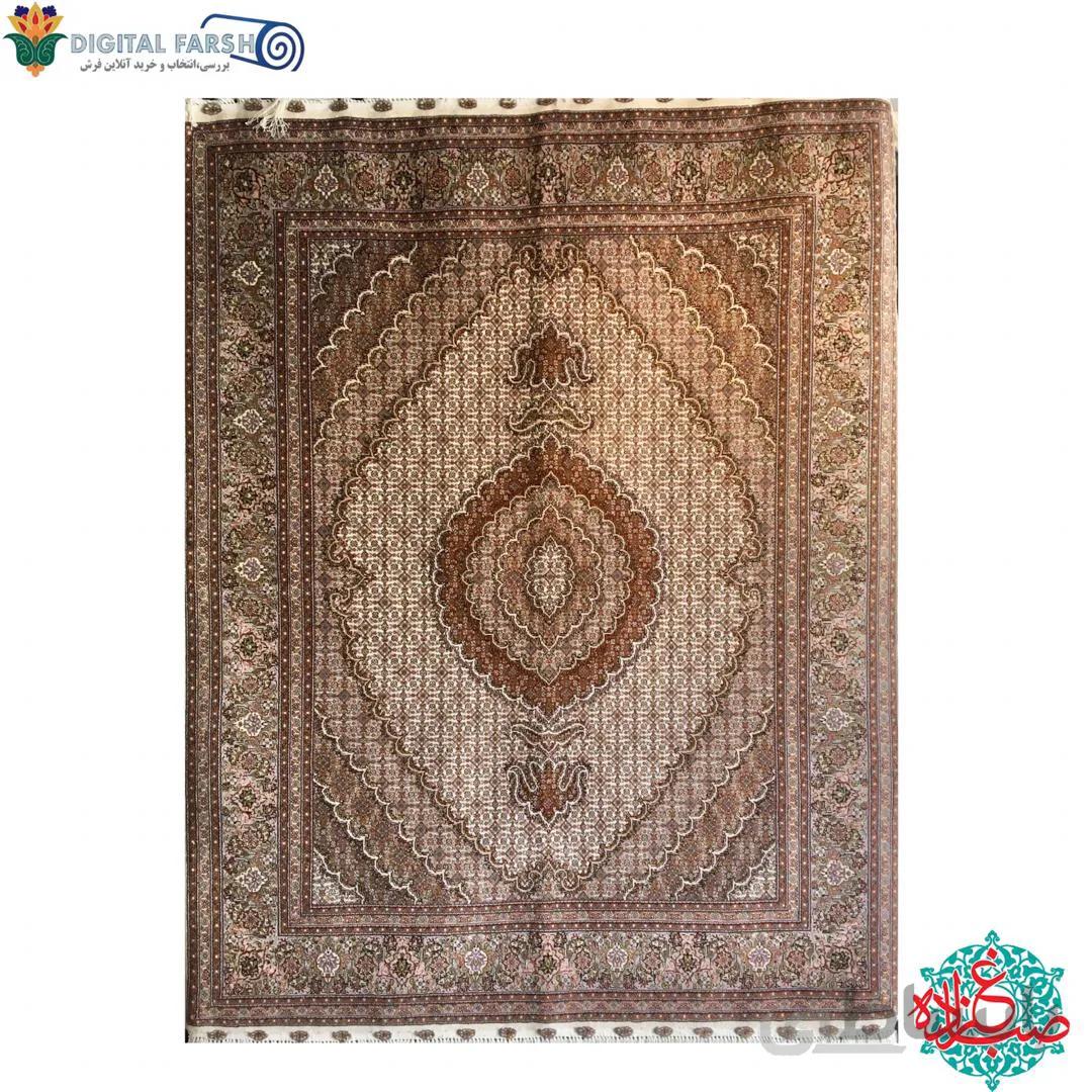 فرش دستبافت تبریز طرح ماهی گل ابریشم