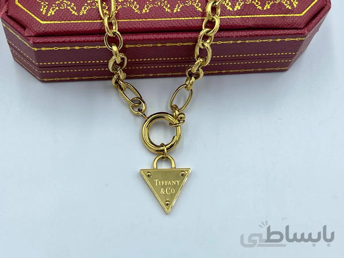 گردنبند تیفانی طرح مثلثی