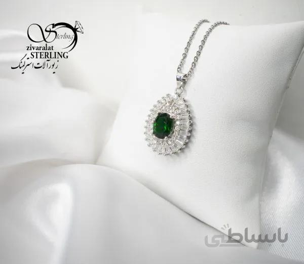 گردنبند زنانه نگین سبز