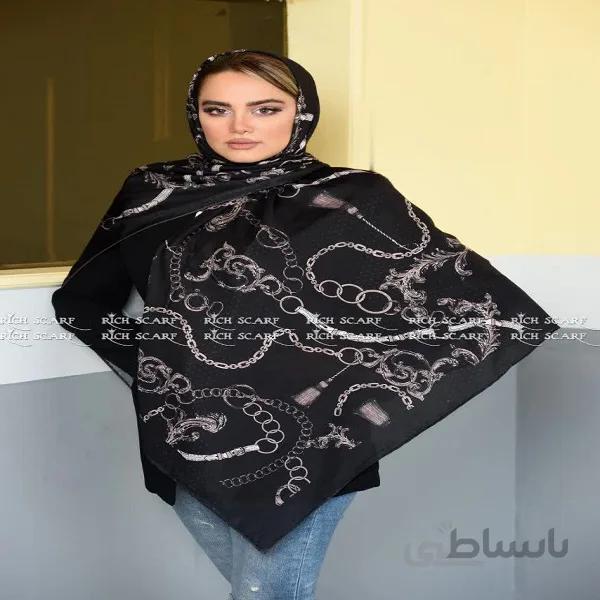 روسری نخی مجلسی زیبا مشکی طرحدار LV