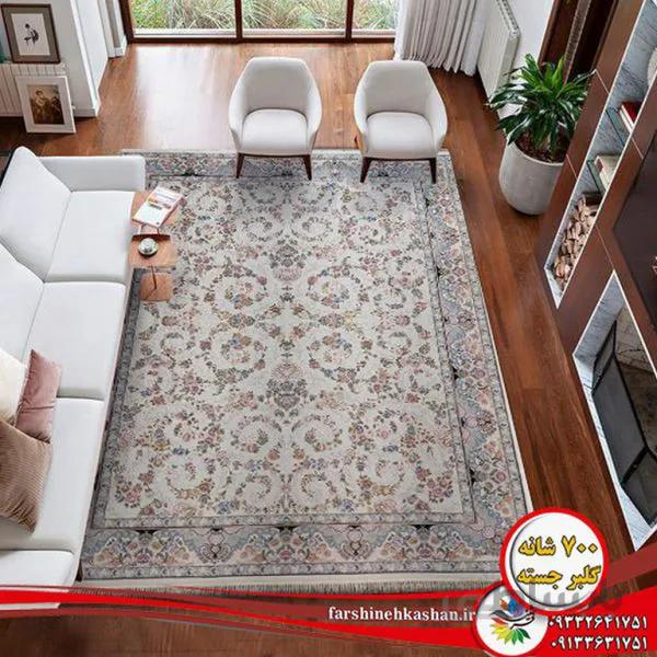 لیندا کرم 700 شانه برجسته