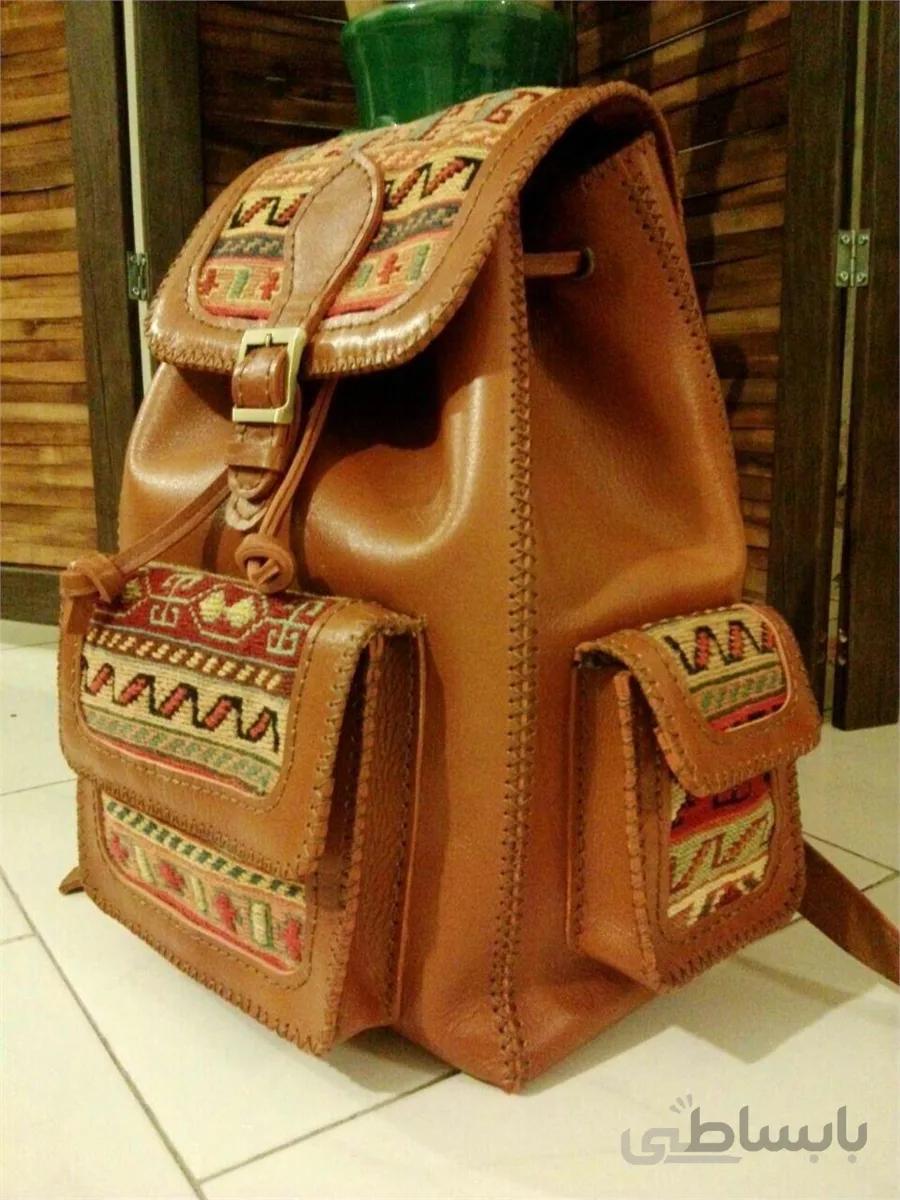 کوله پشتی چرم و گلیم