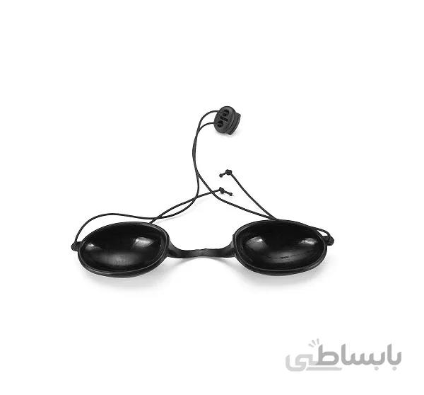 عینک لیزر بیمار
