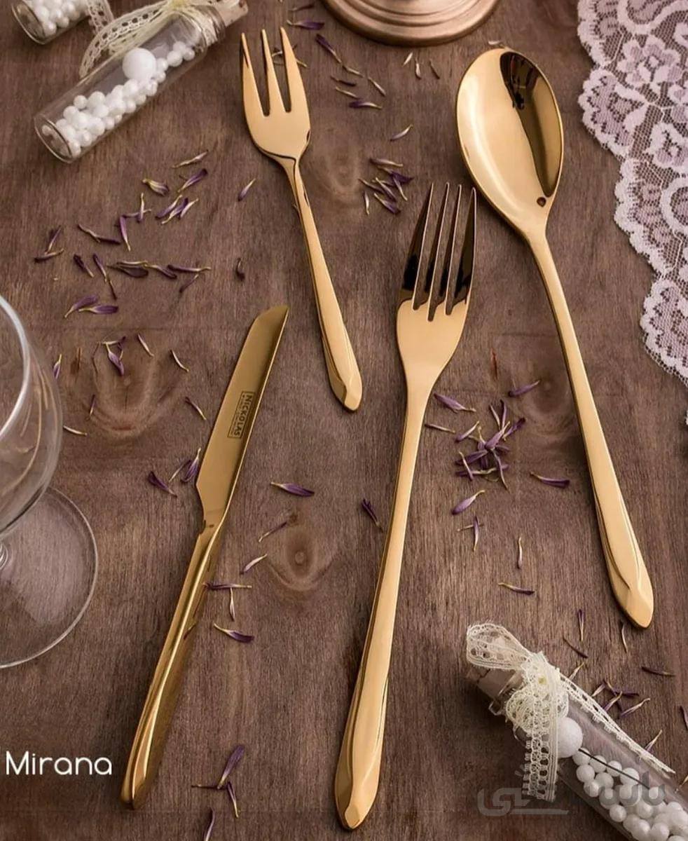 سرویس قاشق و چنگال 30 نفره نقره طلایی براق برند نیکولاس مدل الماسی