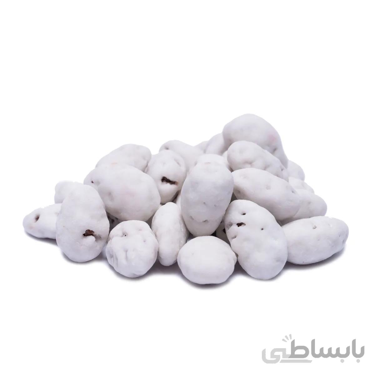 نقل با مغز بادام