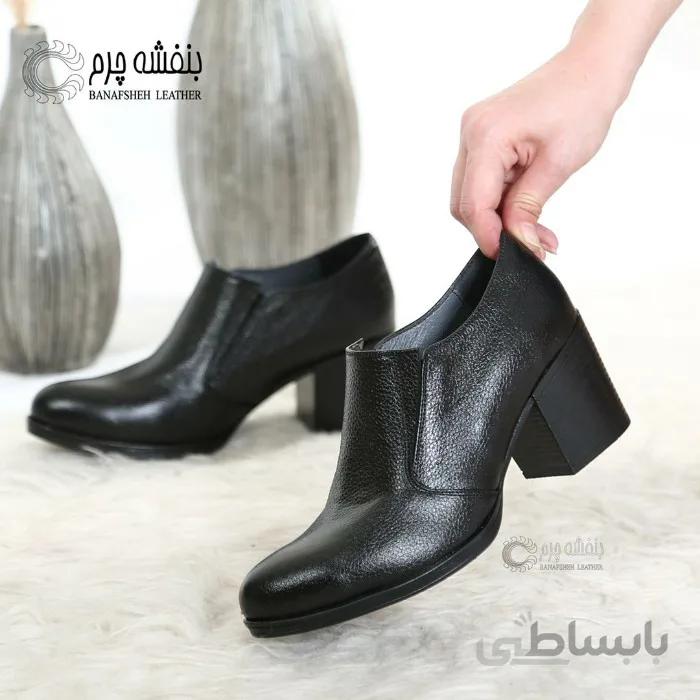کفش زنانه چرم نیلو