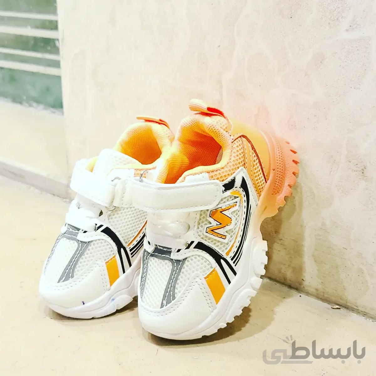 کتونی مادرکر سفید نارنجی