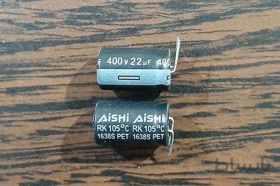 AiSHi 400V 22uF – خازن الکترولیت، ۴۰۰ ولت، ۲۲ میکروفاراد