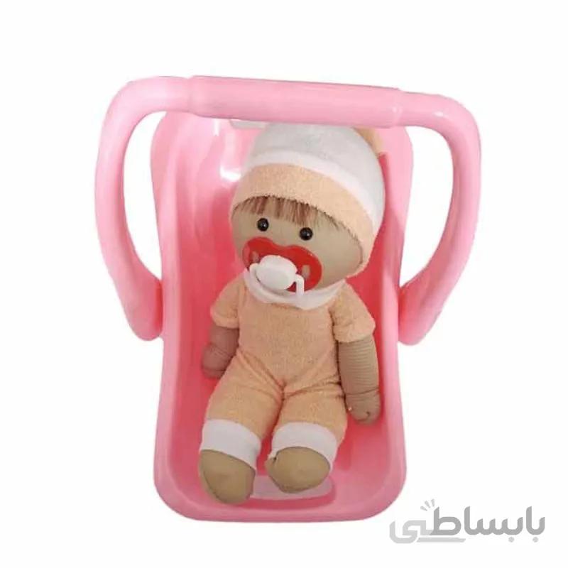 عروسک با کریر