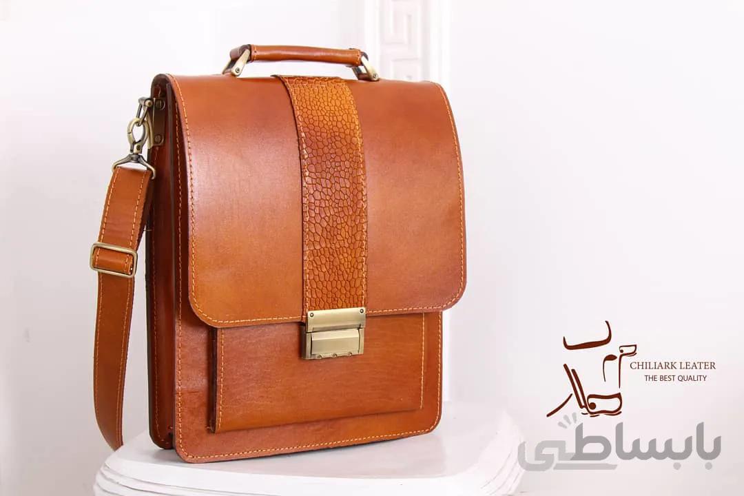 کیف چرم نیمه اداری دانشجویی کد ۱۰۶۵۰